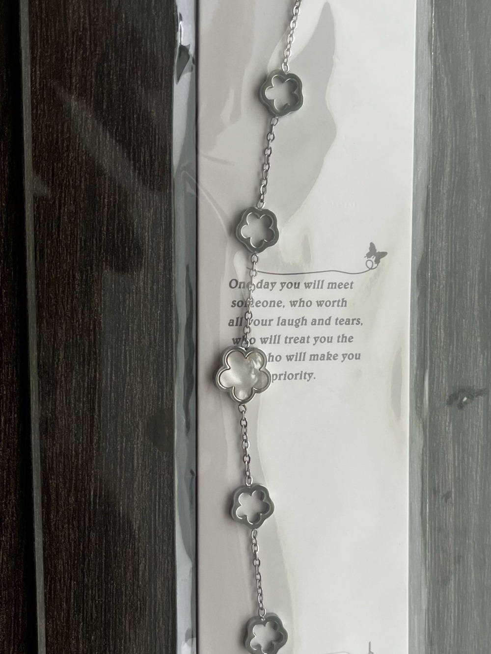 Silver Flower Link Bracelet - Elegant Women's Jewelry